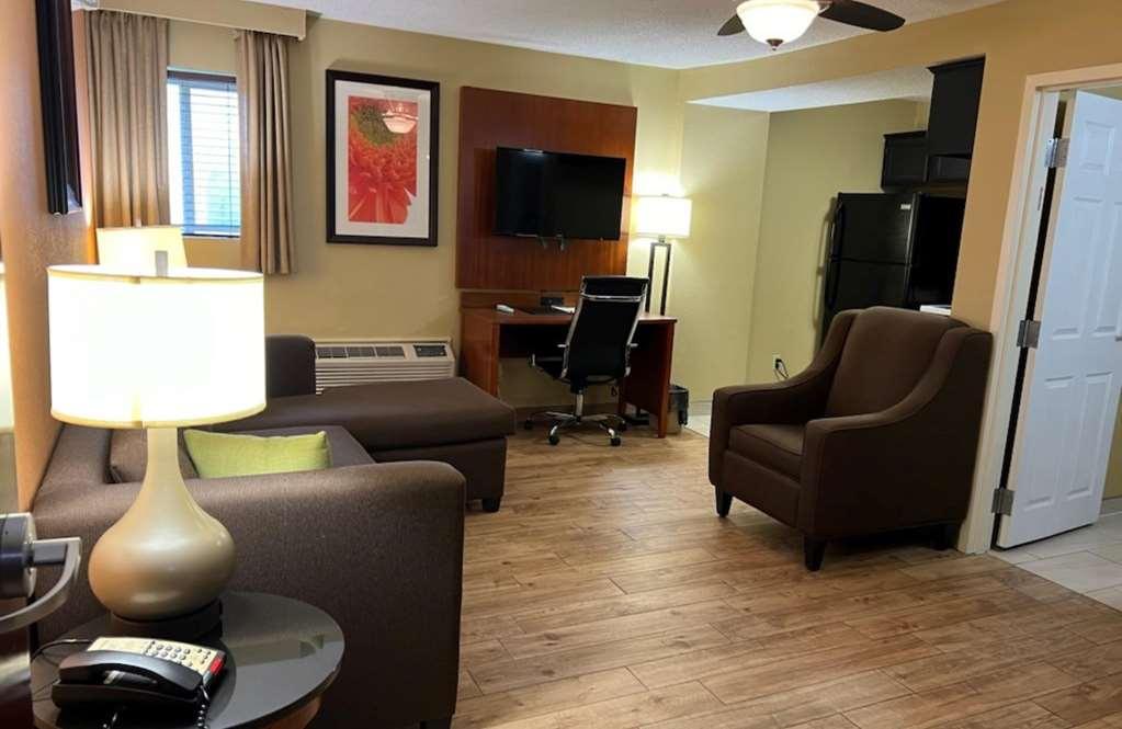 Best Western Plus Georgetown Corporate Center Hotel Quarto foto